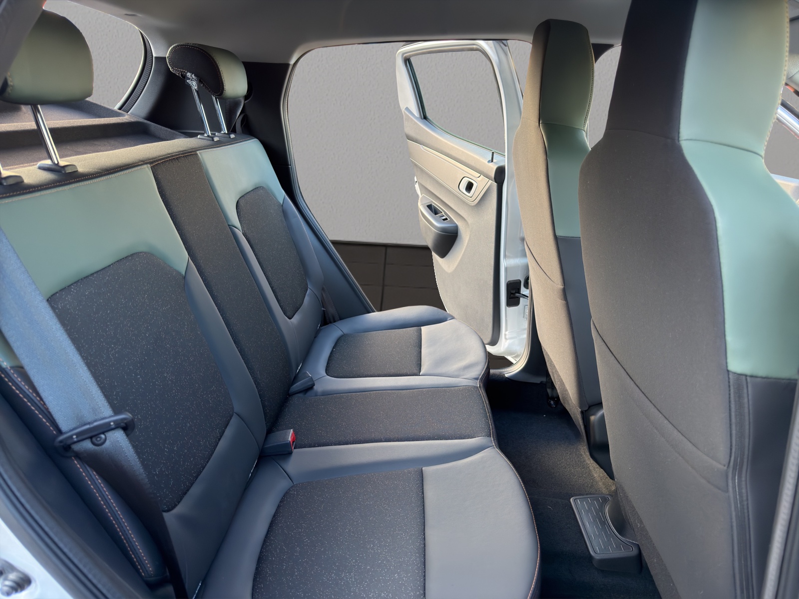 DACIA Spring 27 kWh Extreme-image-17