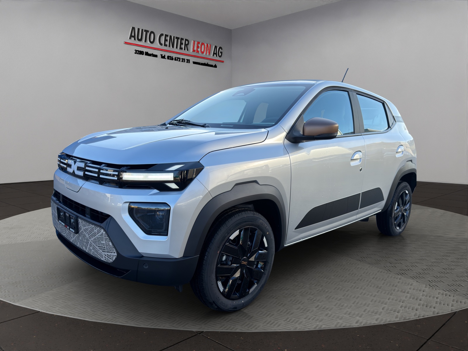 DACIA Spring 27 kWh Extreme-showroom-element-1