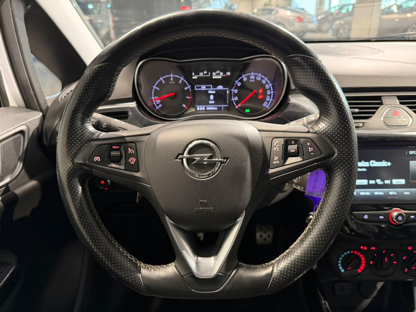 OPEL Corsa 1.6 Turbo OPC-image-18