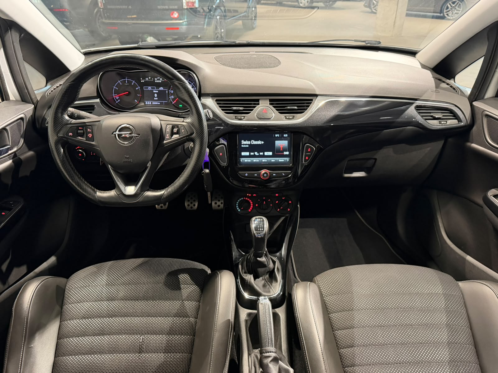 OPEL Corsa 1.6 Turbo OPC-image-16