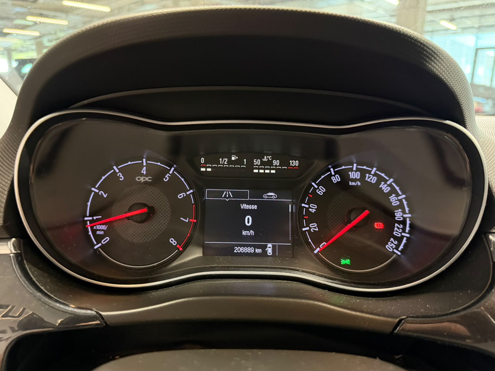 OPEL Corsa 1.6 Turbo OPC-image-21