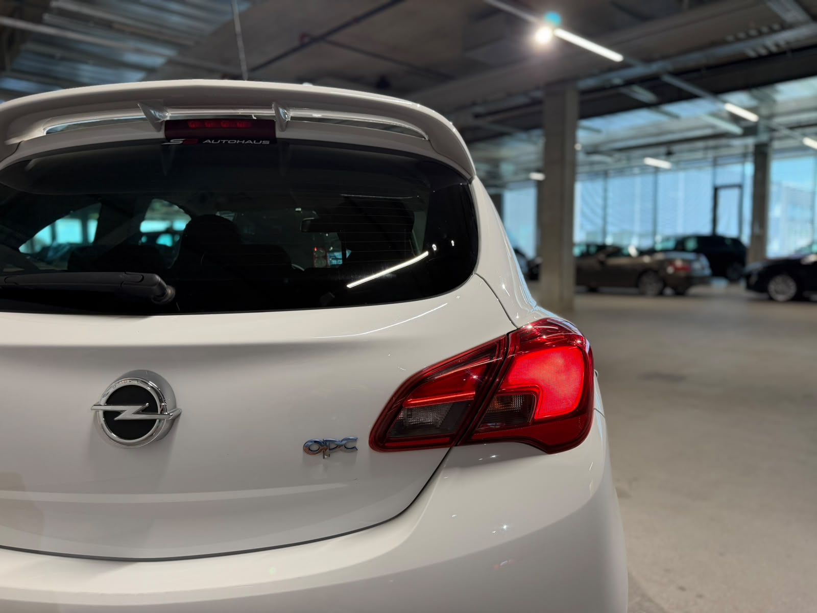 OPEL Corsa 1.6 Turbo OPC-image-10