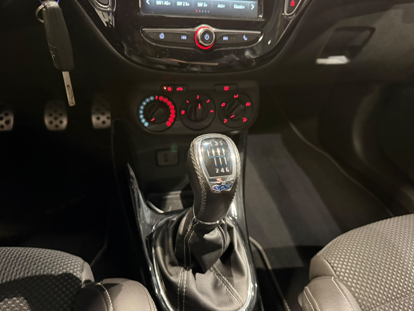 OPEL Corsa 1.6 Turbo OPC-image-23