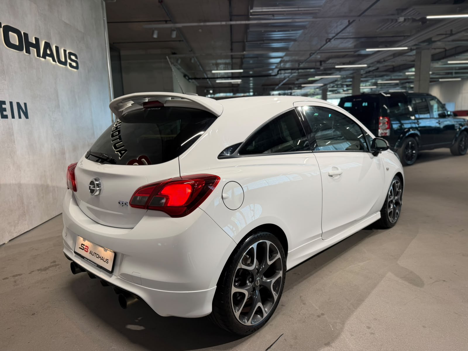 OPEL Corsa 1.6 Turbo OPC-image-8