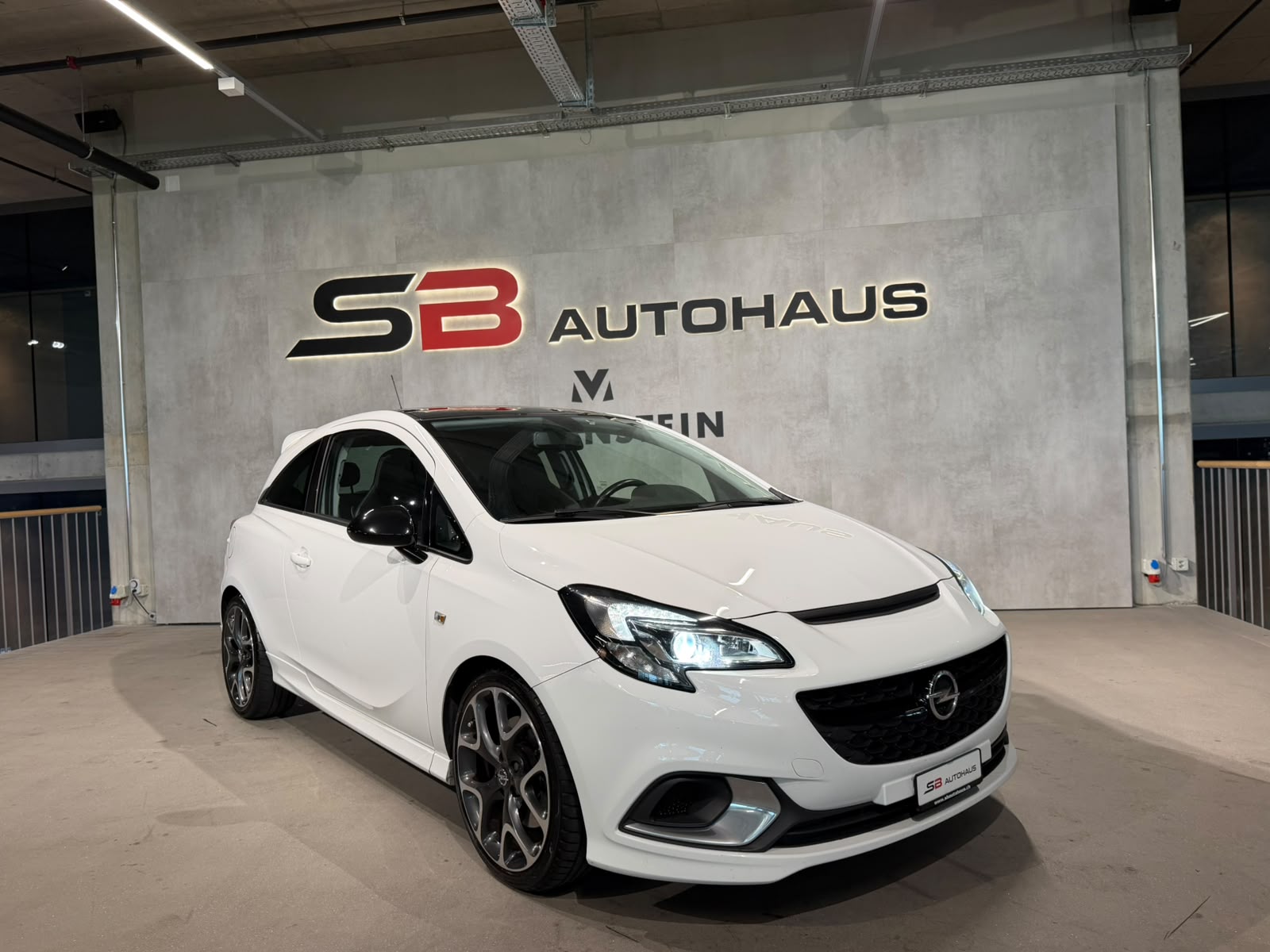 OPEL Corsa 1.6 Turbo OPC-image-2