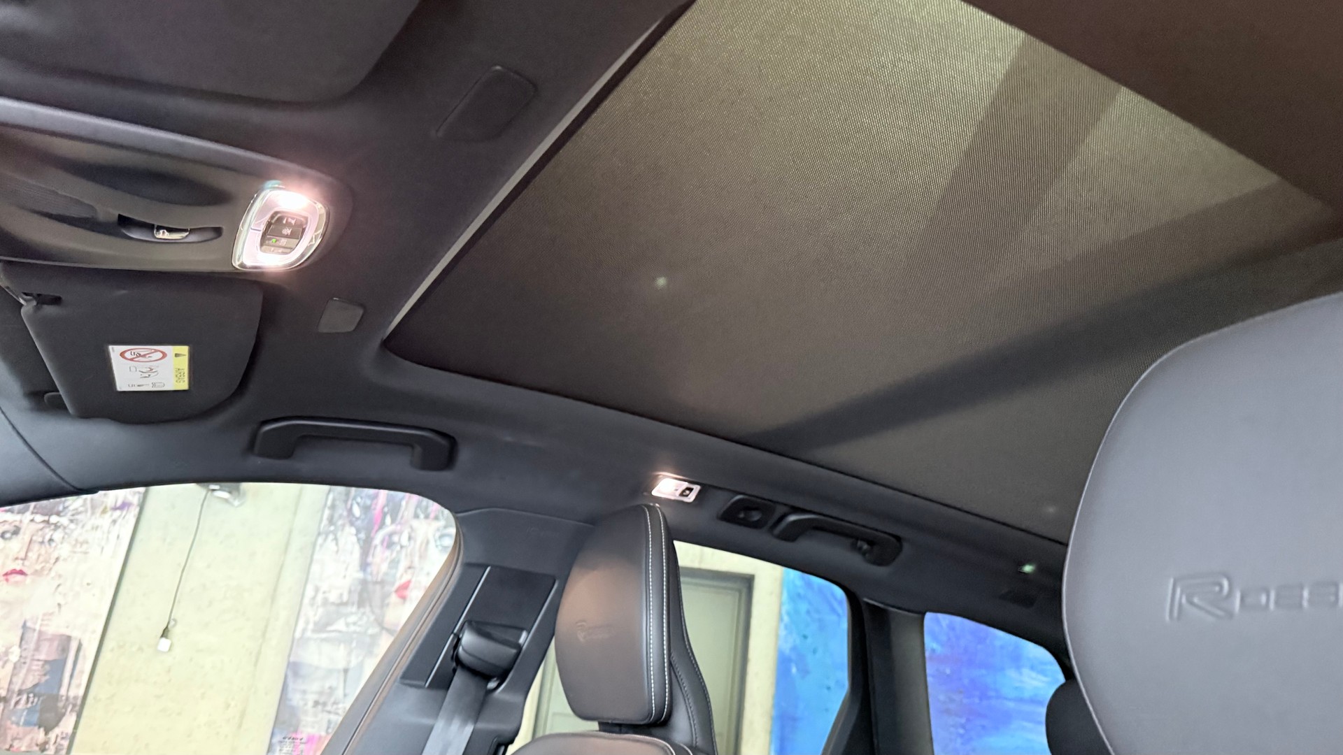 VOLVO XC60 2.0 T8 TE R-Design eAWD-image-14