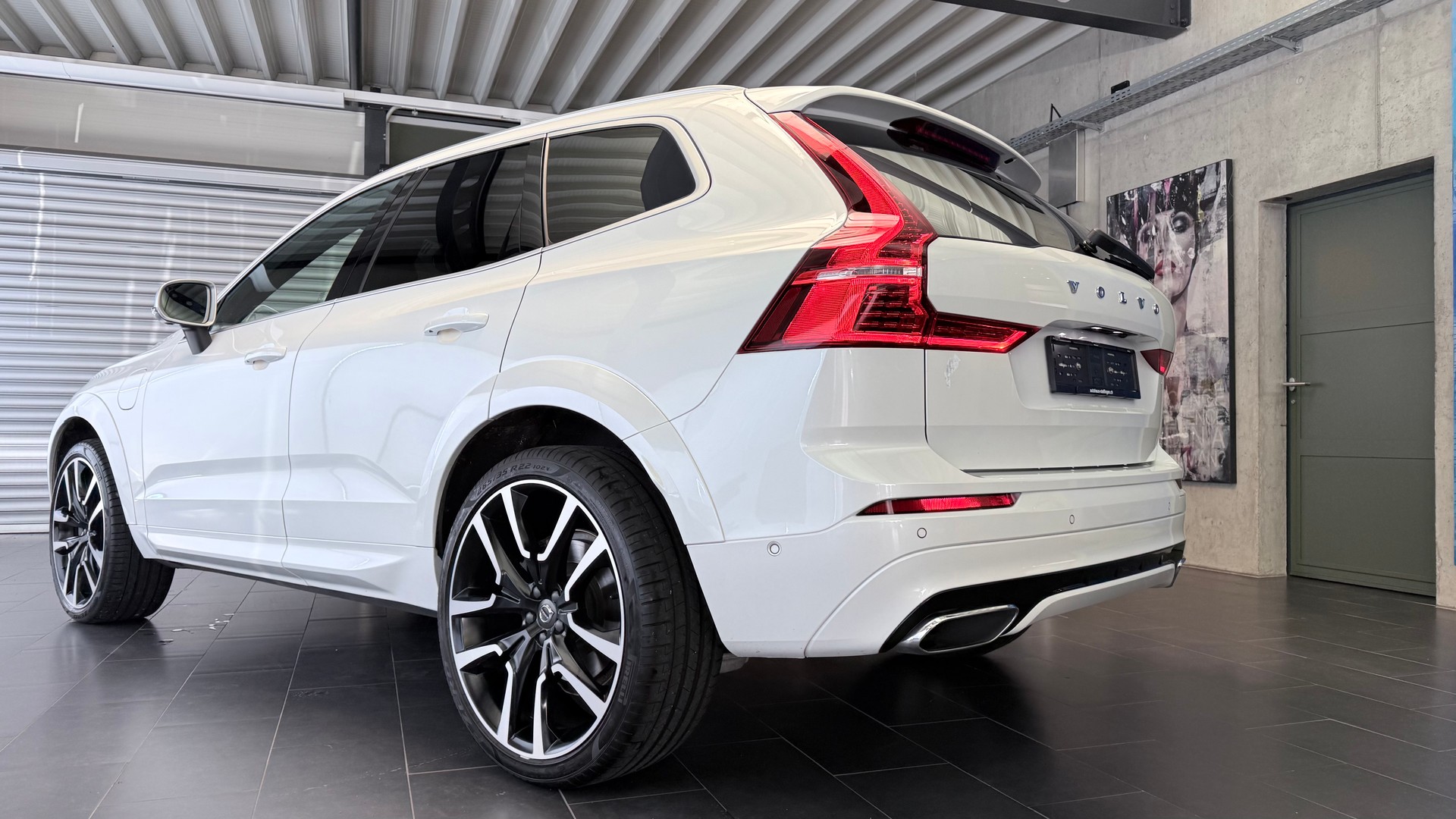 VOLVO XC60 2.0 T8 TE R-Design eAWD-image-20