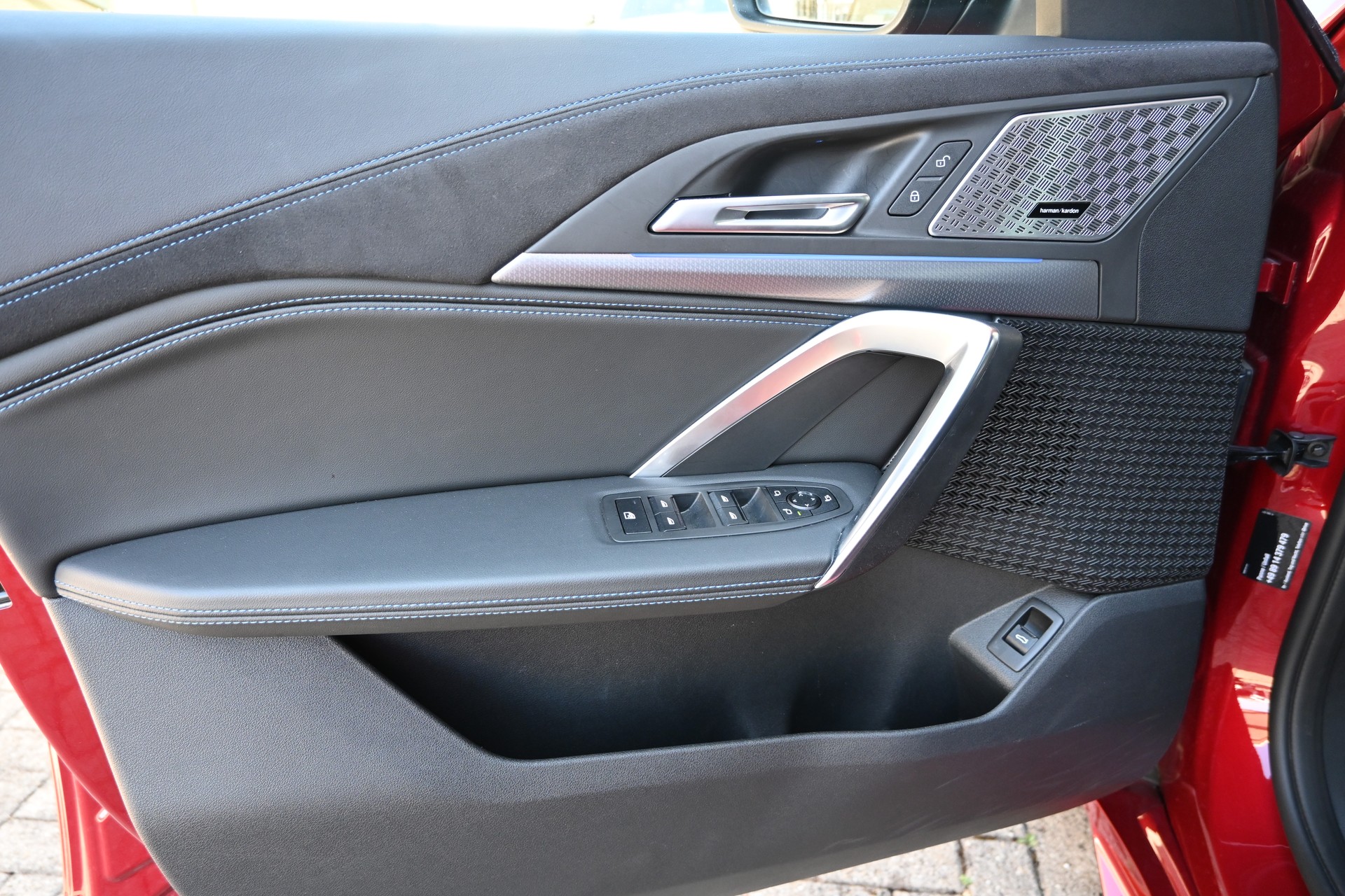 BMW X2 xDrive 20d 48V M Sport Pro + AHK 2000kg-image-16