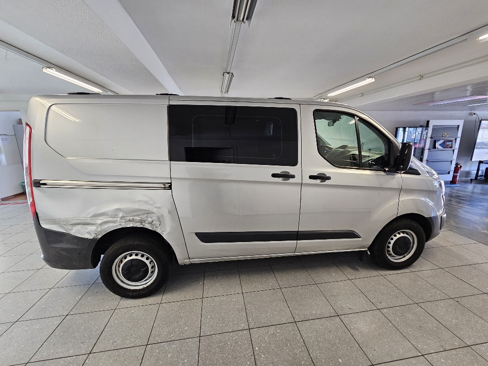 FORD Transit Custom Van 270 L1H1 Ambiente-image-3