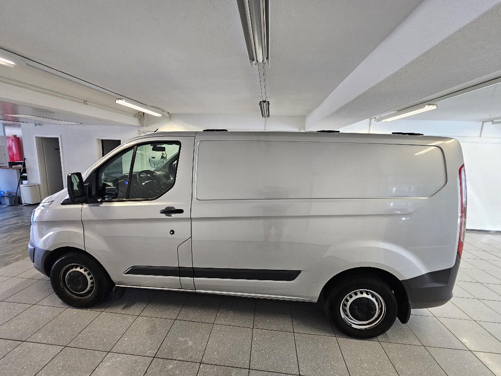 FORD Transit Custom Van 270 L1H1 Ambiente-image-8