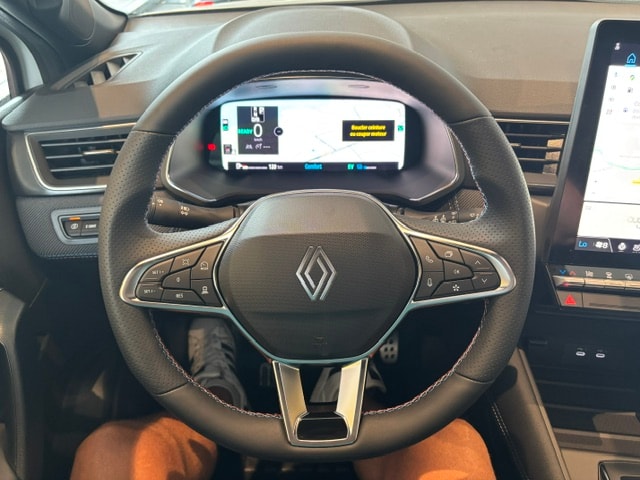 RENAULT Captur 1.8 E-Tech 160 Esprit Alpine DHT-image-11