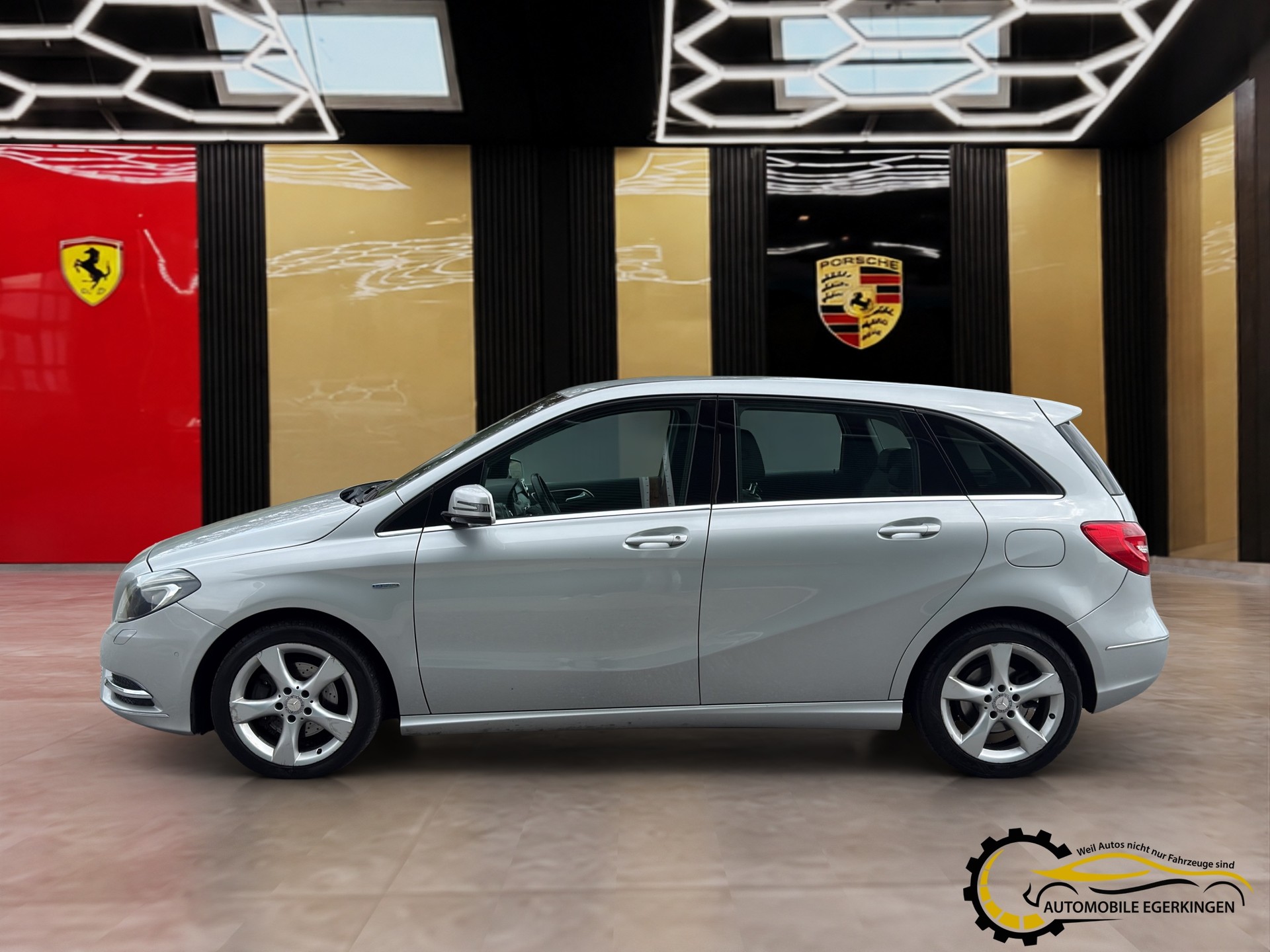 MERCEDES-BENZ B 180 CDI BlueEF-image-7