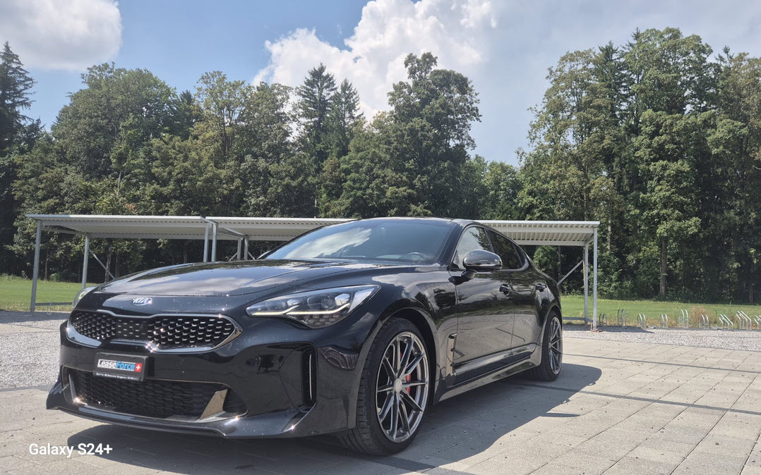 KIA Stinger 3.3 T-GDi GT Automat AWD-image-2