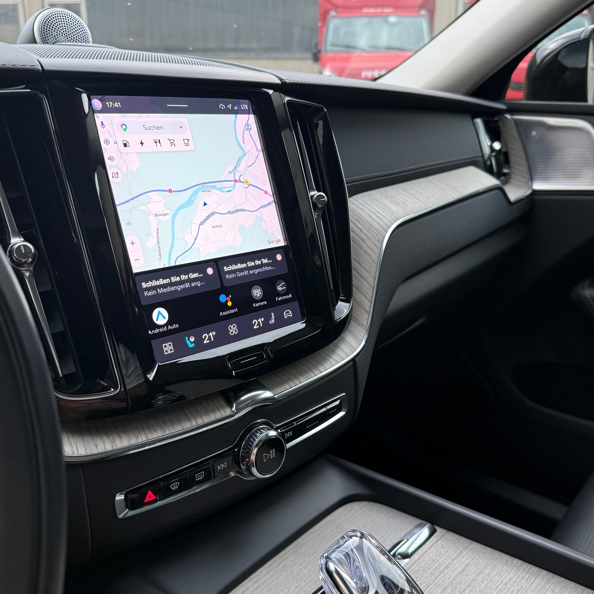 VOLVO XC60 T8 eAWD Inscription Geartronic Swiss-image-24