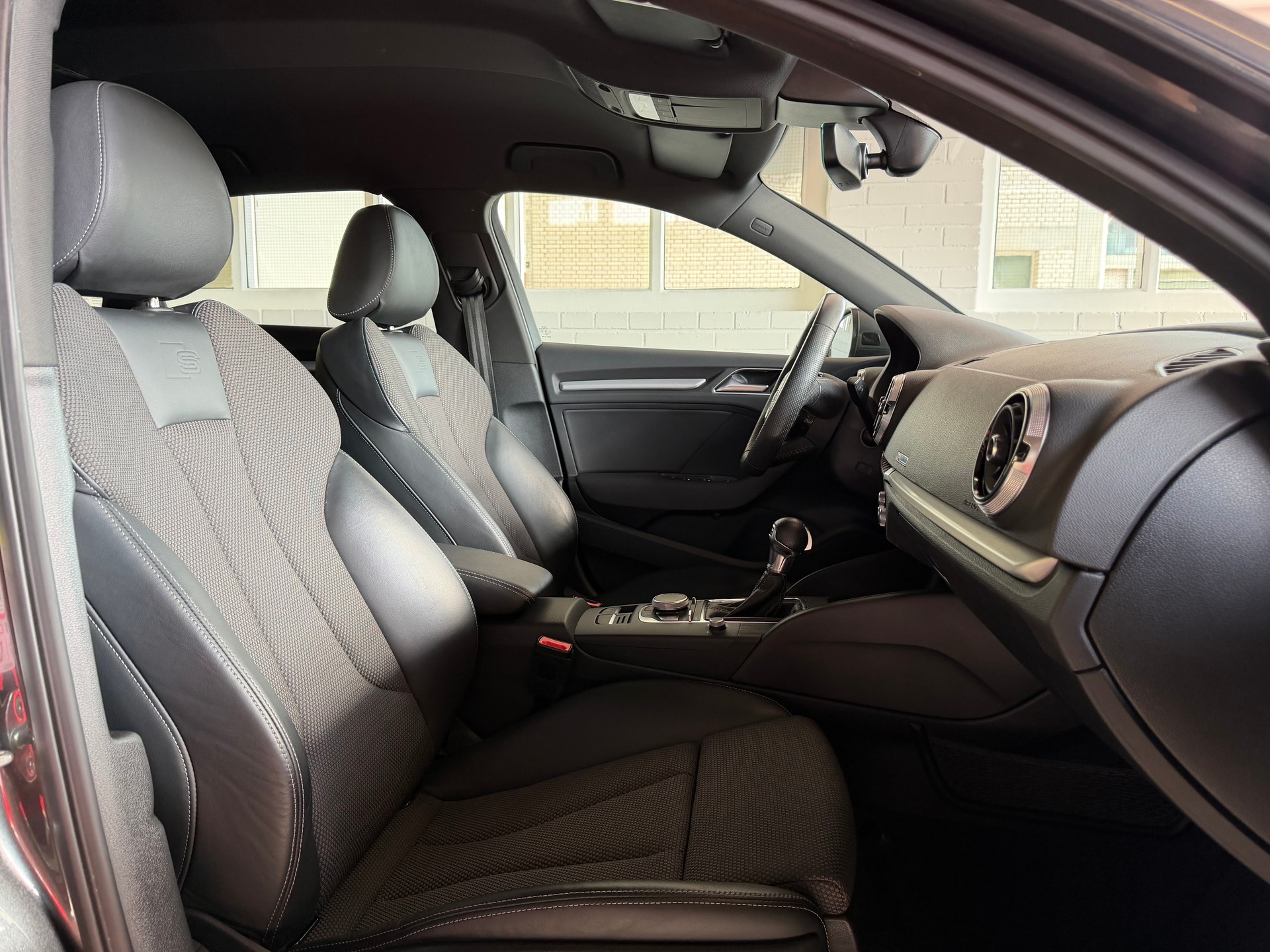 AUDI A3 Sportback 35 TFSI 150 PS Sport S-tronic-image-7