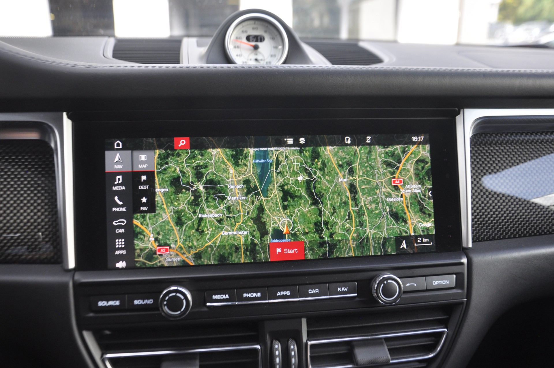 PORSCHE Macan S PDK-image-12