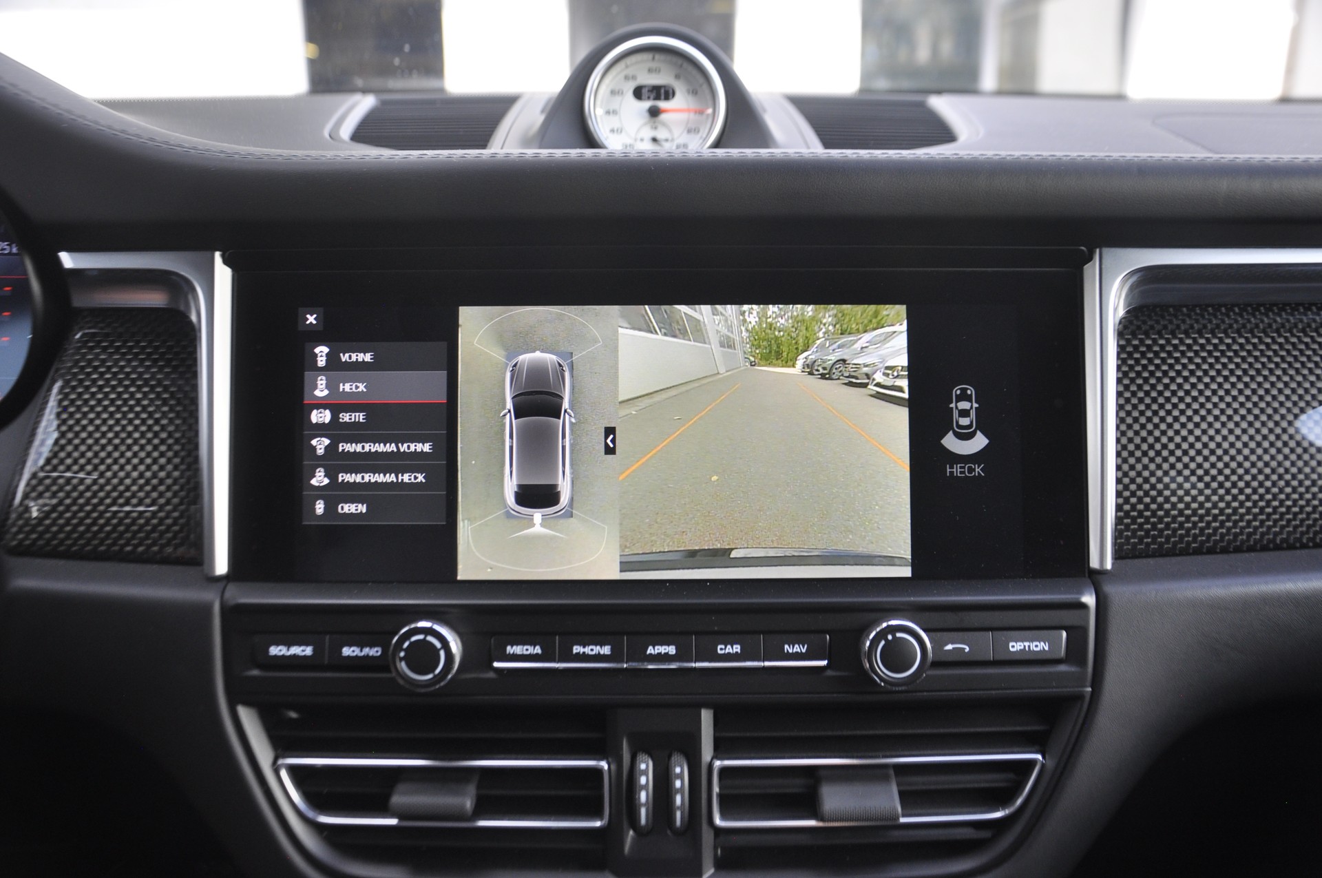 PORSCHE Macan S PDK-image-10