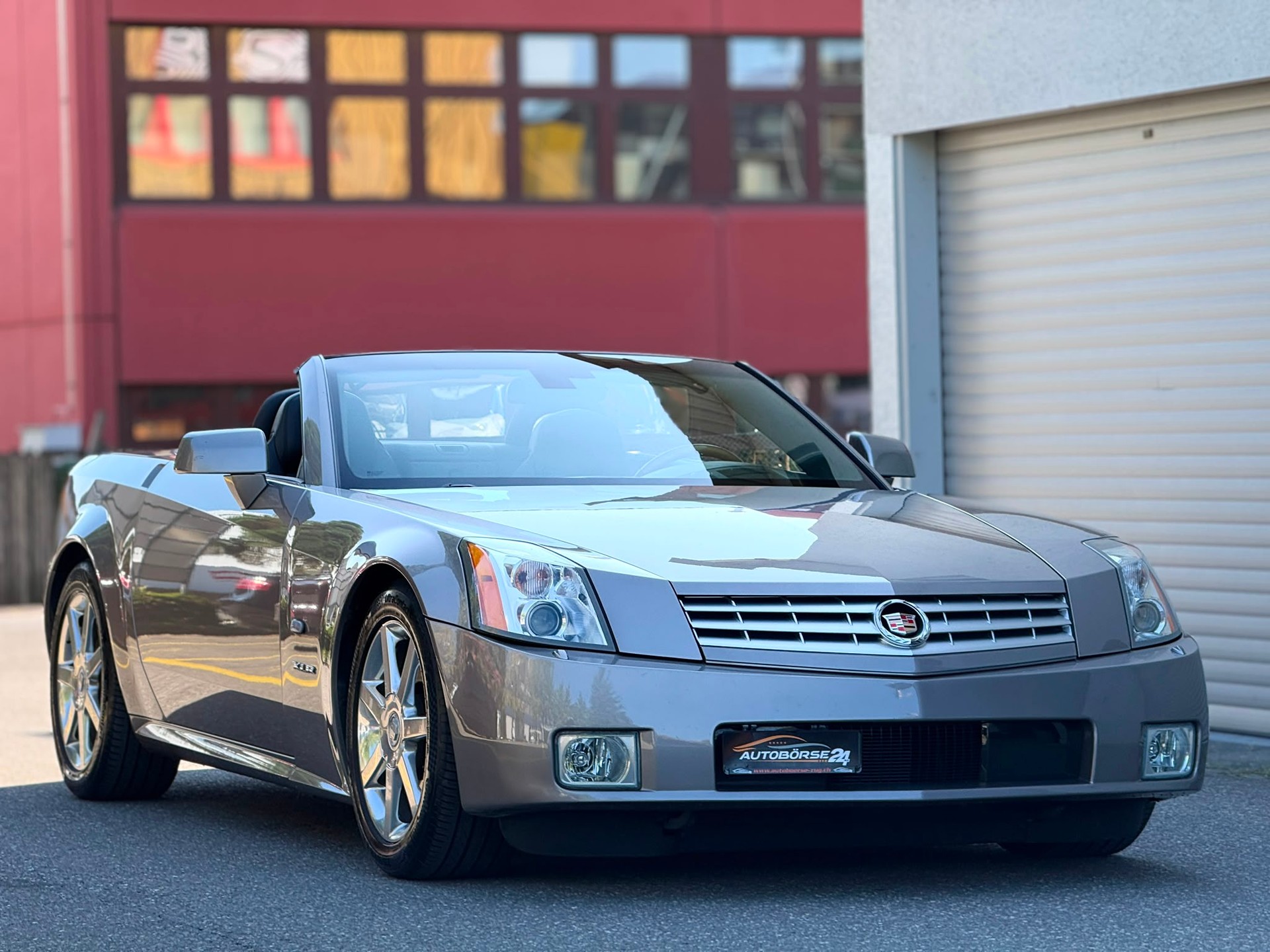 CADILLAC XLR 4.6 V8-image-4