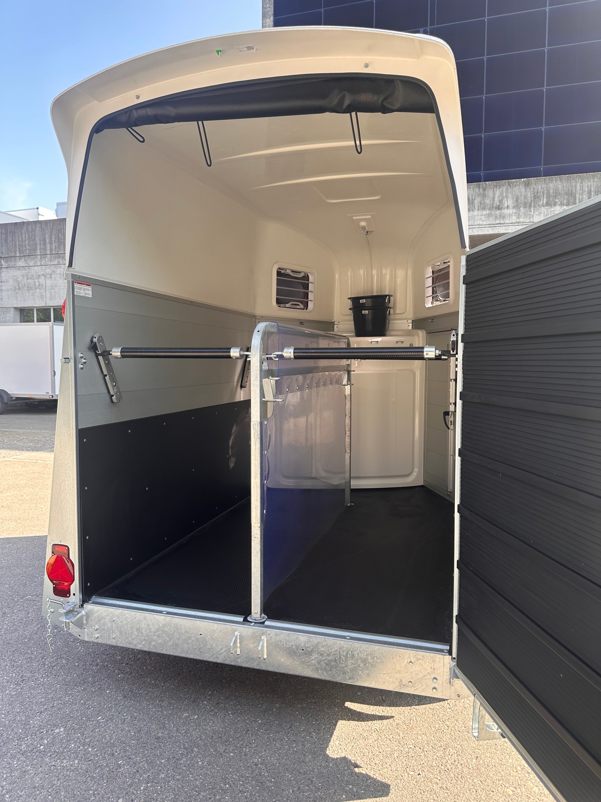 HUMBAUR Equitos Alu Plus 2400-image-18