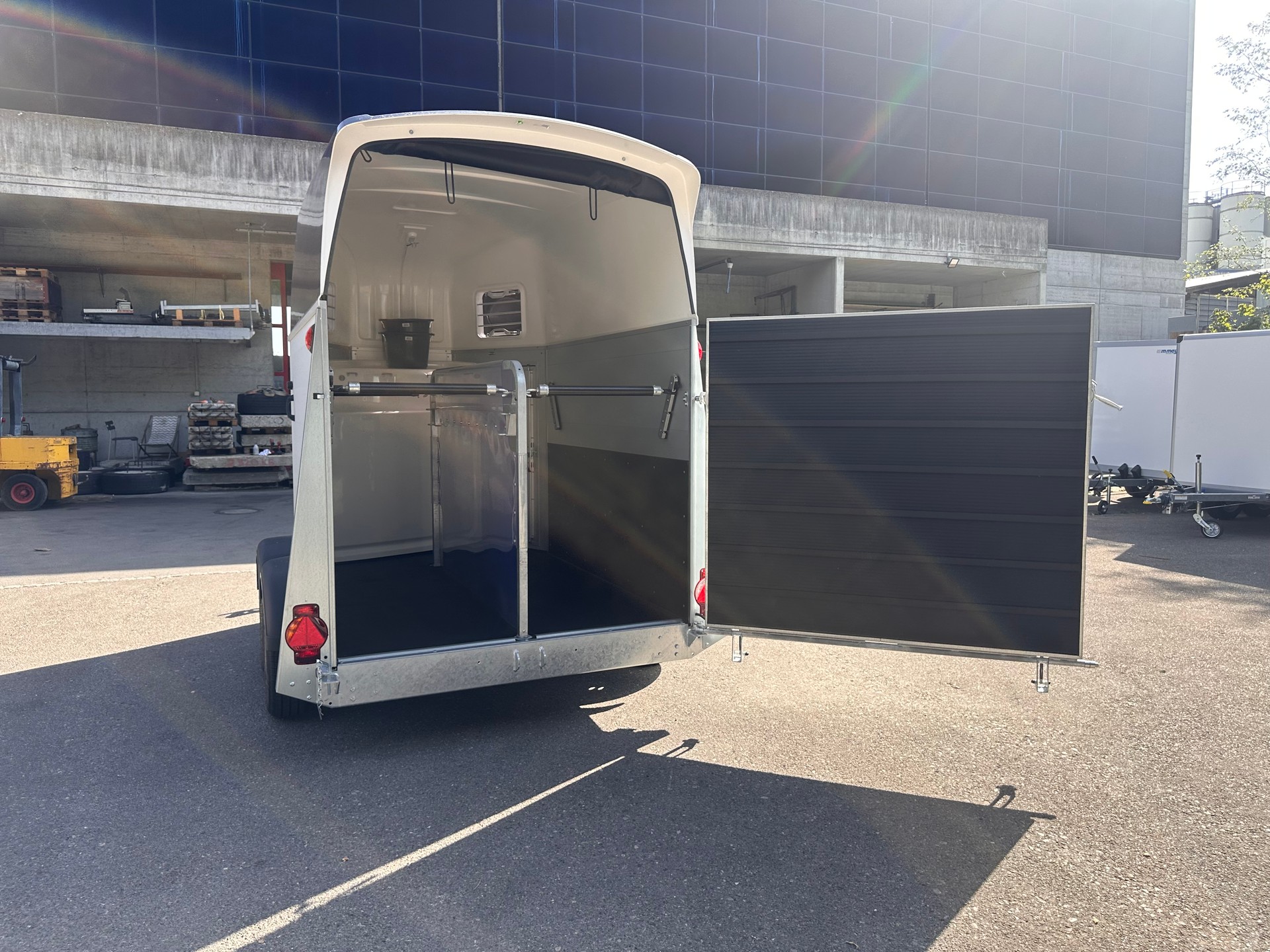 HUMBAUR Equitos Alu Plus 2400-image-17