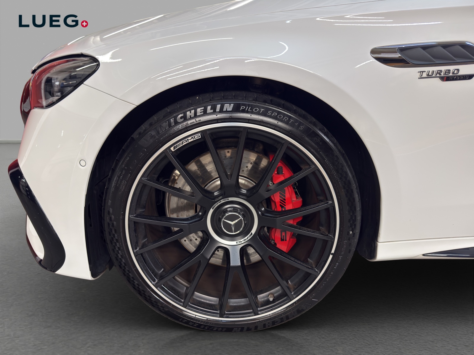 MERCEDES-BENZ E 53 AMG Hybrid 4M / Distronic / 360 Grad Kamera / Head-Up Display-image-6