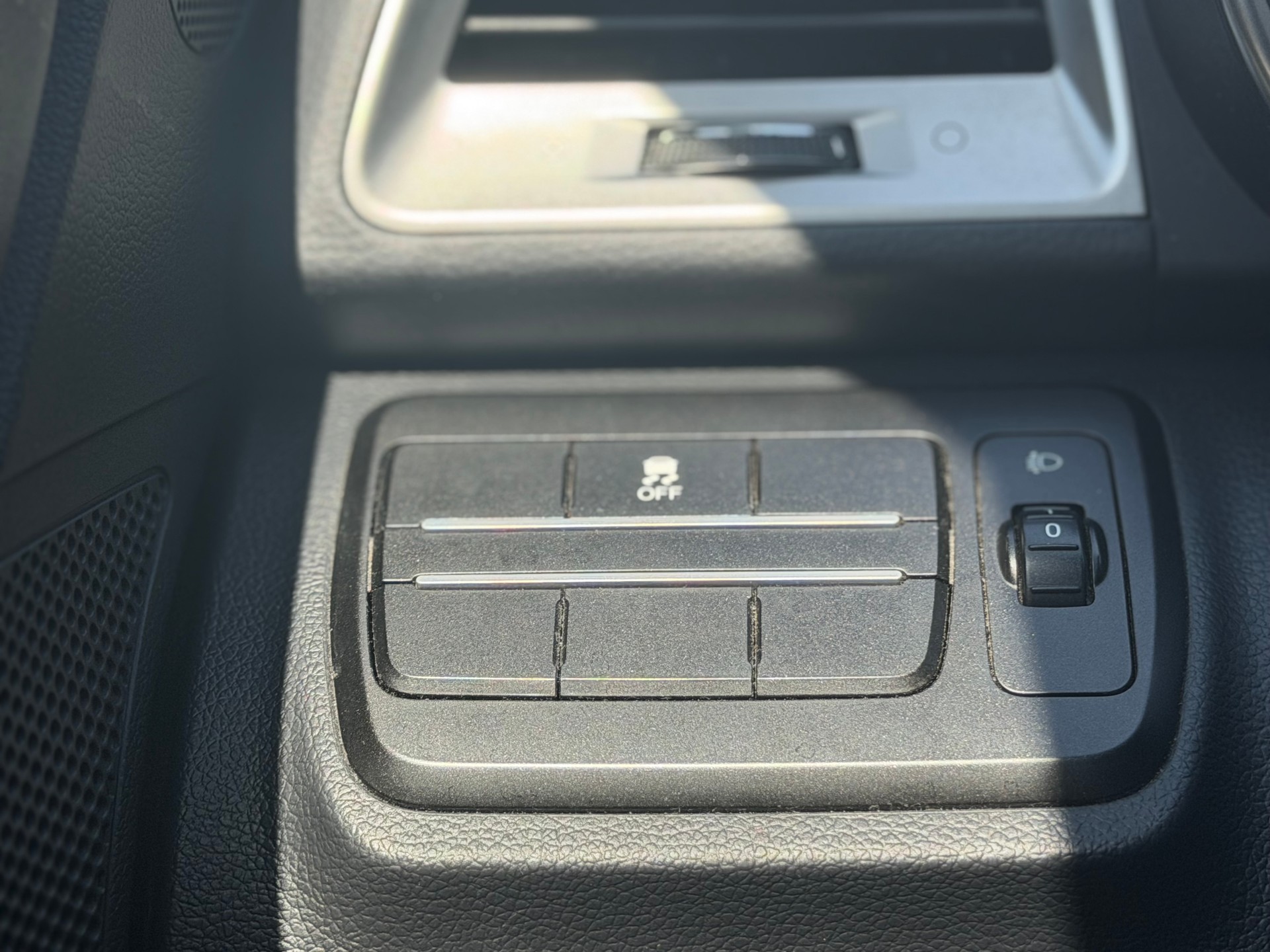 KGM-SsangYong Tivoli 1.6 eXDi Quartz 2WD-image-8