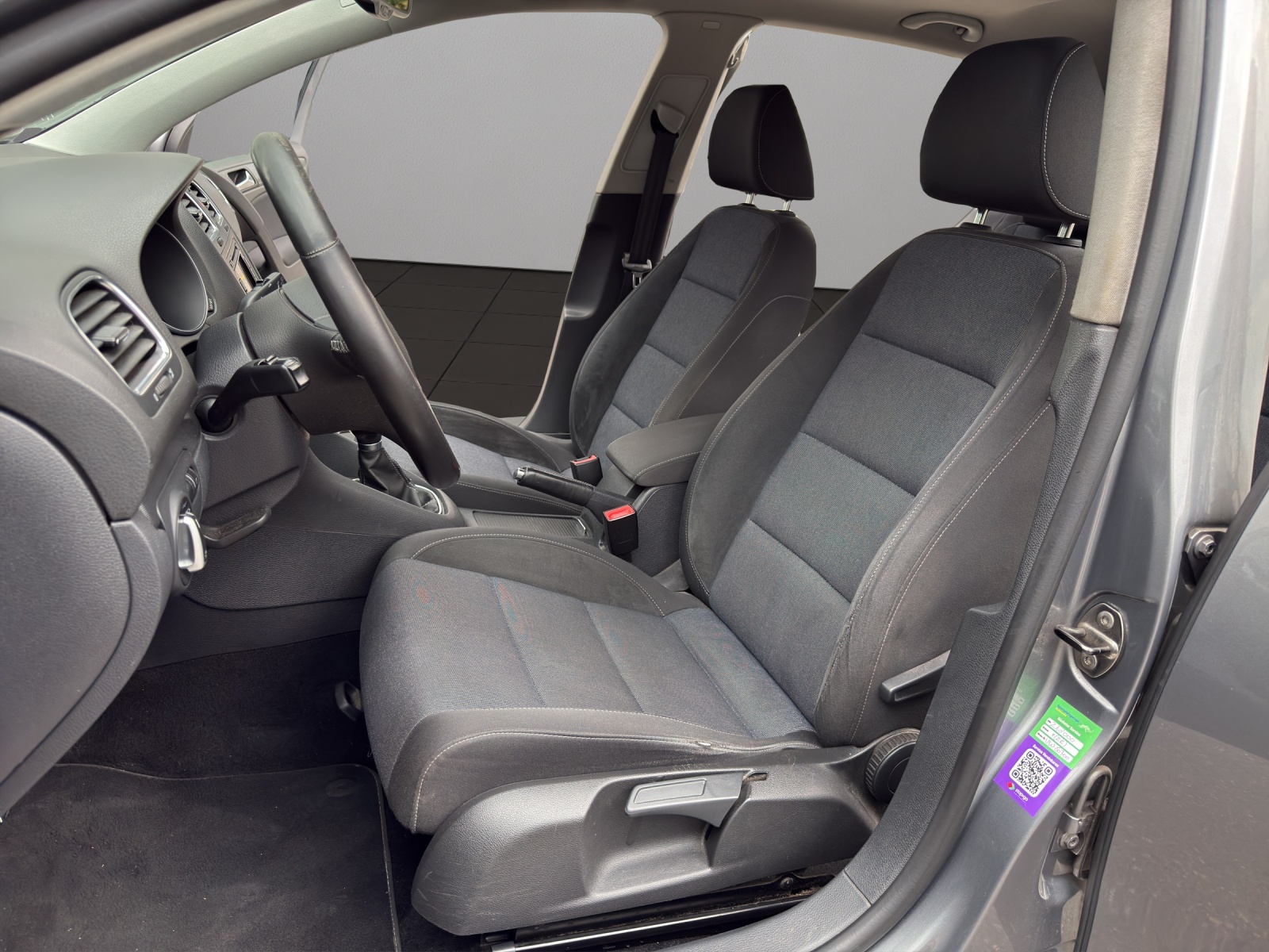 VW Golf 2.0 TDI Style 4Motion-image-8