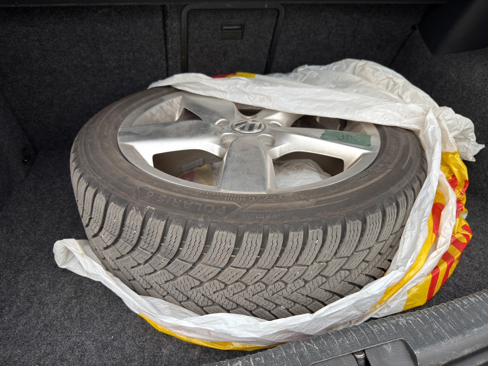 VW Golf 2.0 TDI Style 4Motion-image-18