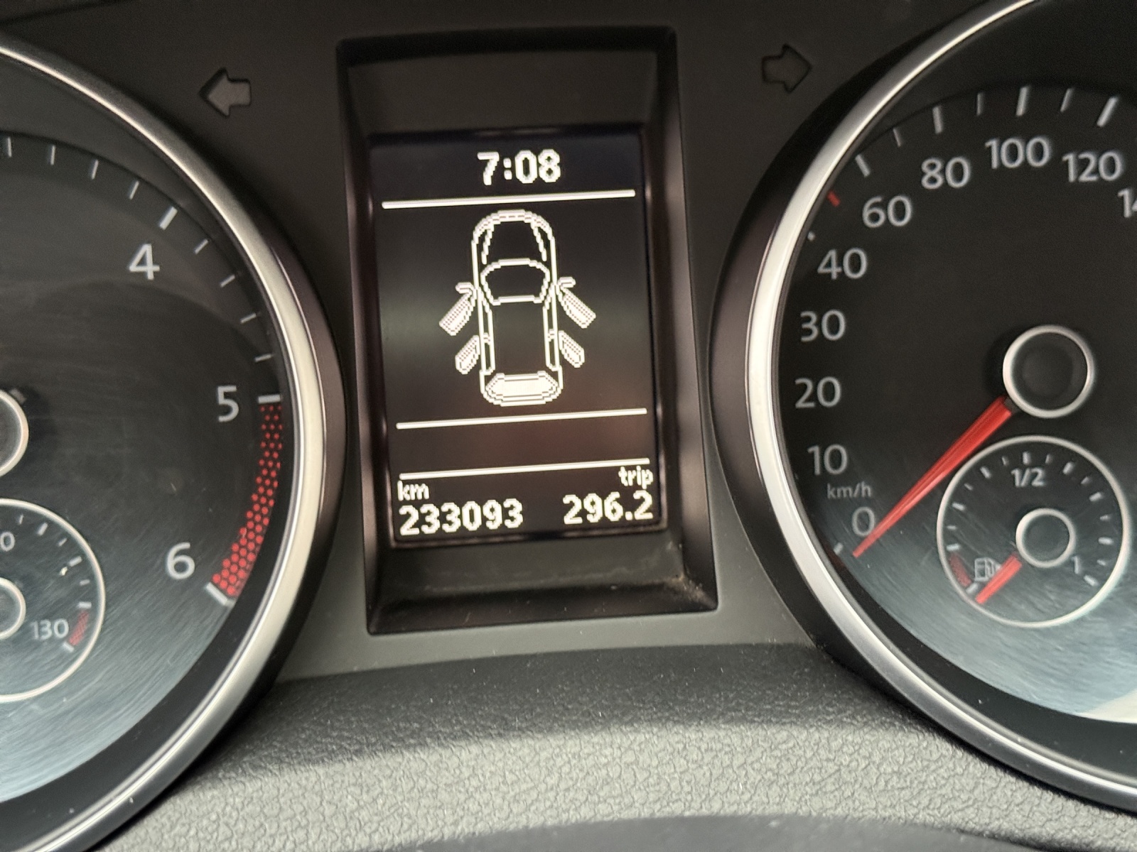 VW Golf 2.0 TDI Style 4Motion-image-10