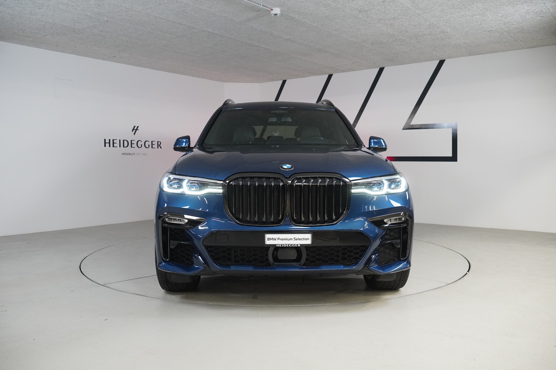 BMW X7 xDrive 48V 40d Steptronic-image-1