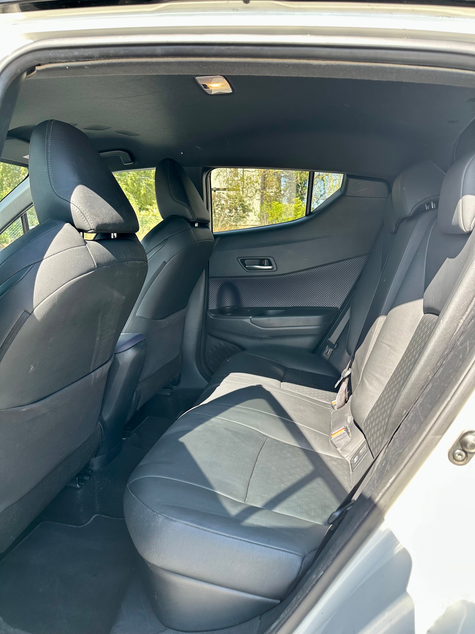 TOYOTA C-HR 1.8 HSD Style CVT-image-13