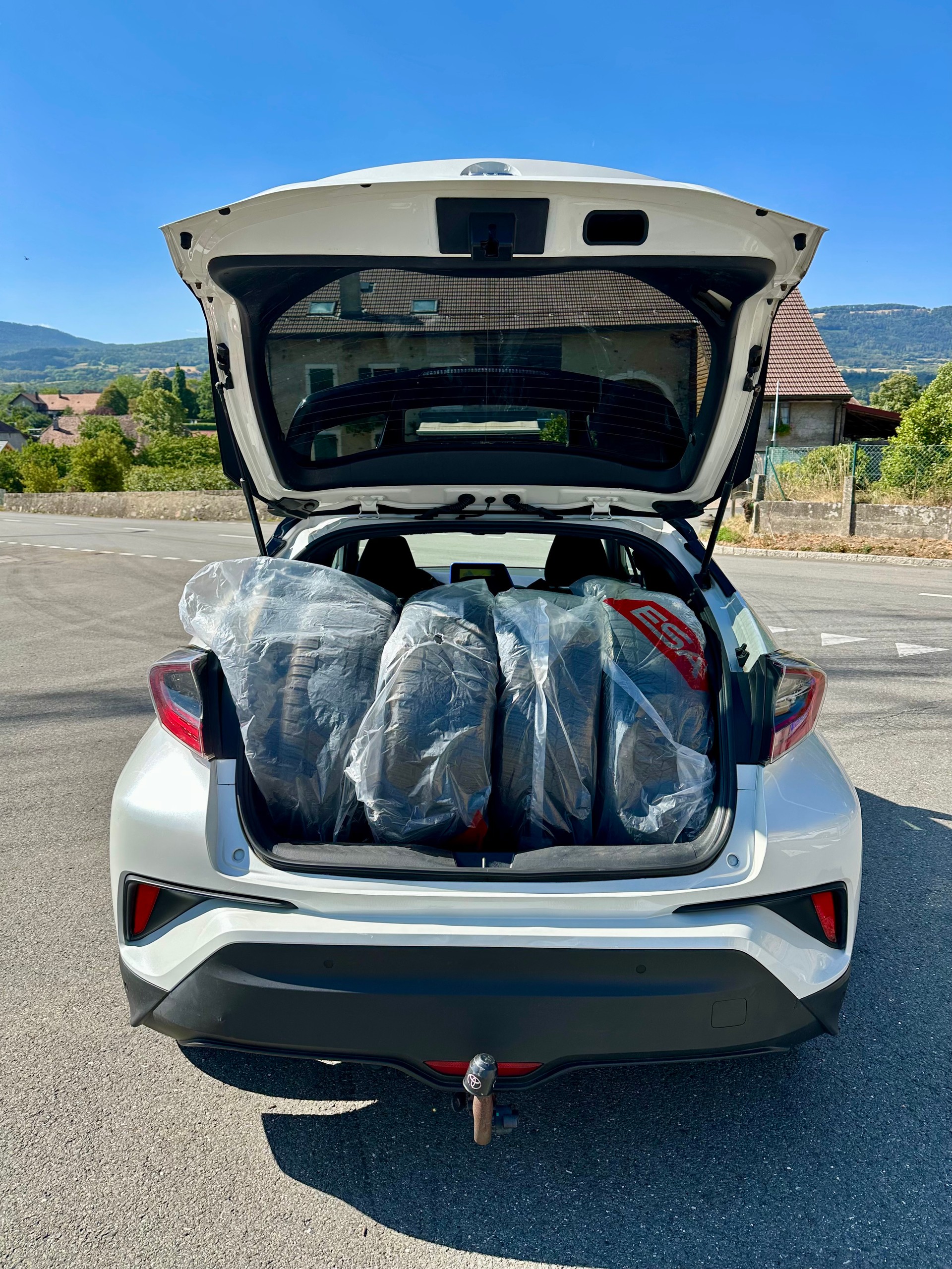 TOYOTA C-HR 1.8 HSD Style CVT-image-8