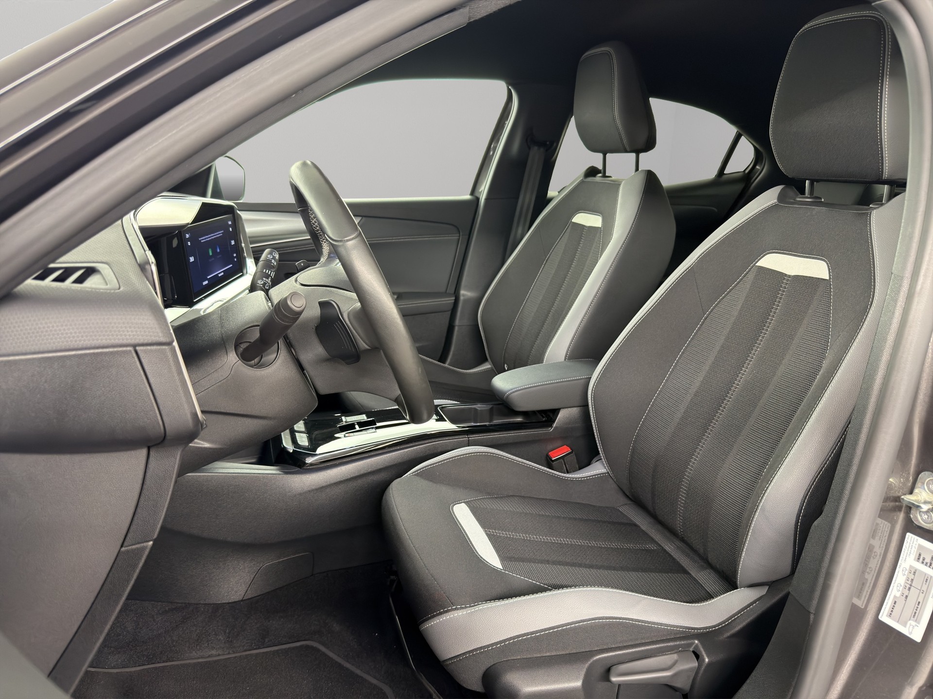 OPEL Mokka 1.2 T 130 Elegance Blitz-image-7