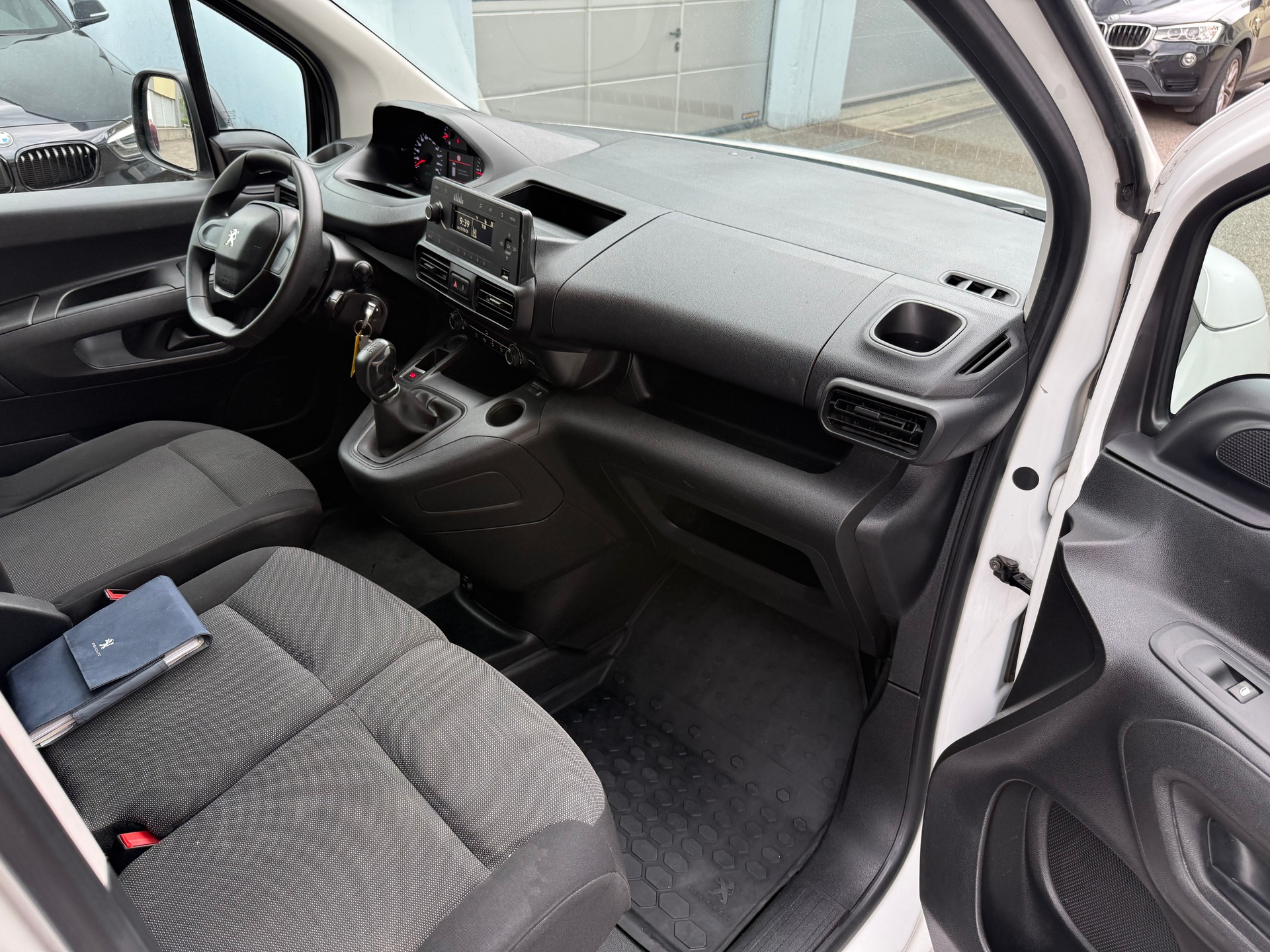 PEUGEOT Partner 1.5 Blue HDi s/s Asphalt 650kg-image-10