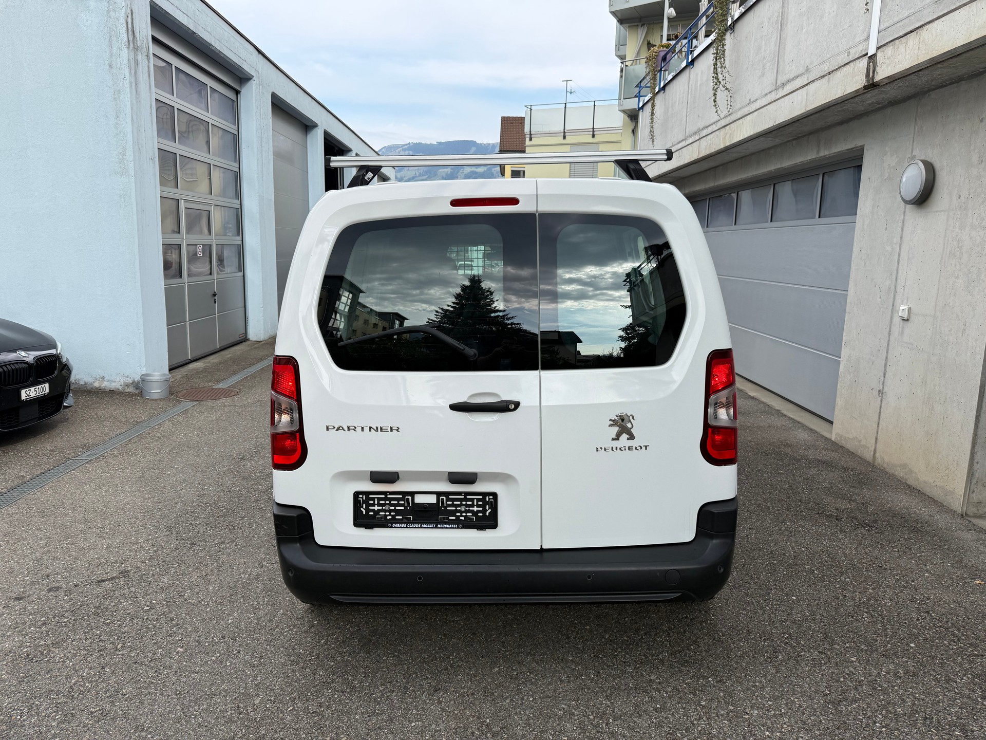 PEUGEOT Partner 1.5 Blue HDi s/s Asphalt 650kg-image-4