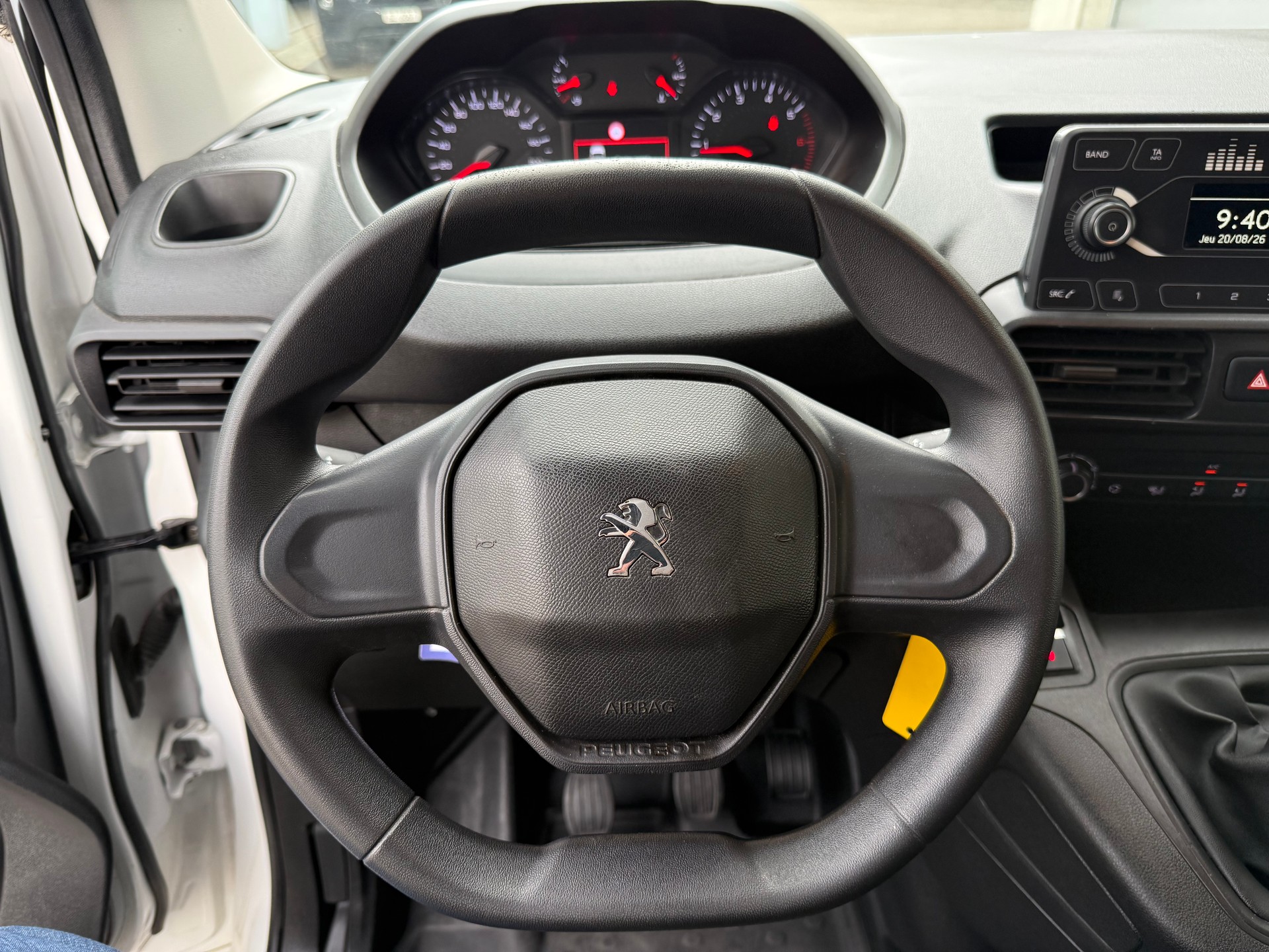PEUGEOT Partner 1.5 Blue HDi s/s Asphalt 650kg-image-12
