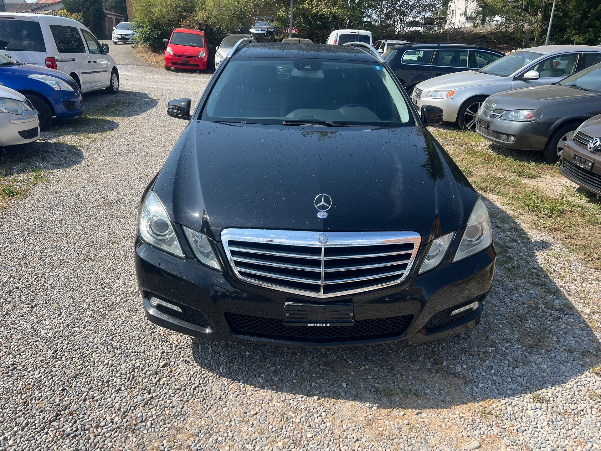 MERCEDES-BENZ E 200 CGI BlueEfficiency Avantgarde Automatic-image-1