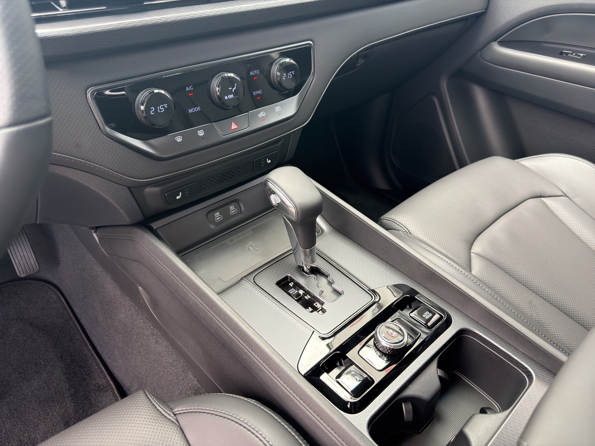 KGM-SsangYong Grand Musso 2.2 e-XDI Titanium-image-15