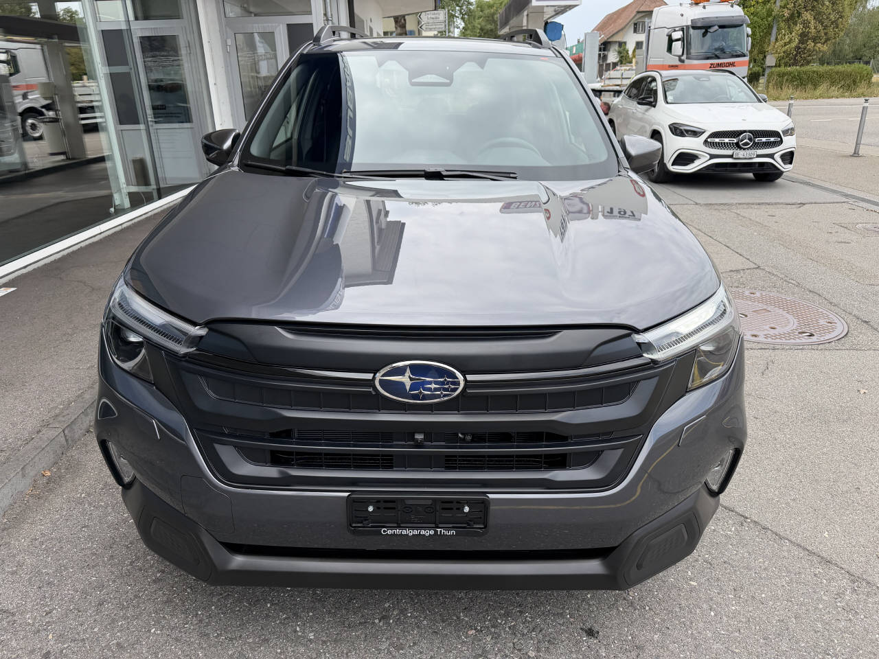 SUBARU Forester Station 2.0i e-Boxer Swiss Plus-image-2