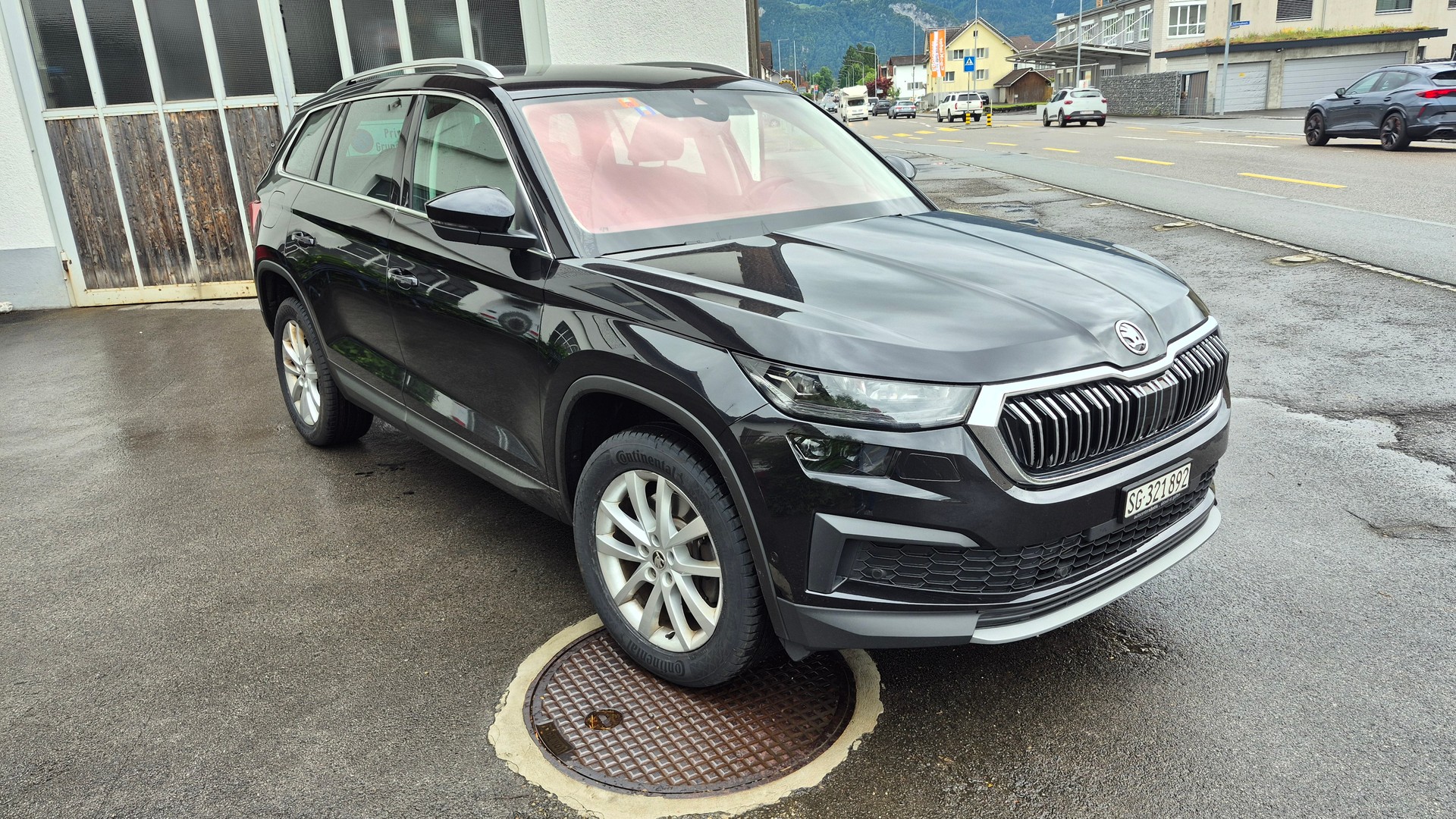 SKODA 2.0 TDI 200 Style DSG-image-0