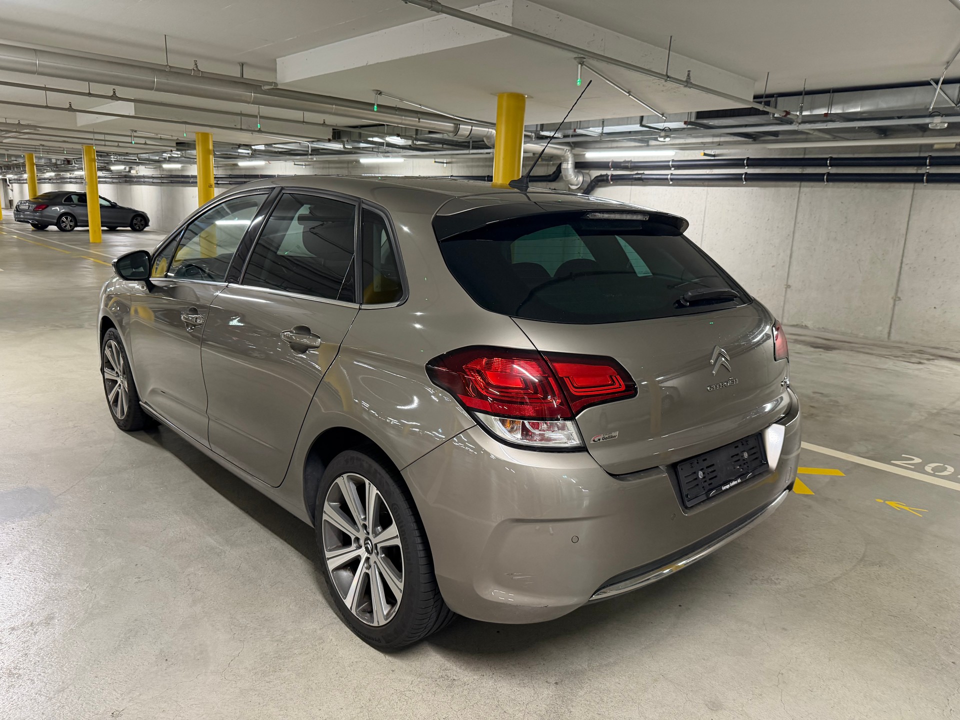 CITROEN C4 1.2 Pure Tech Feel Edition-image-2
