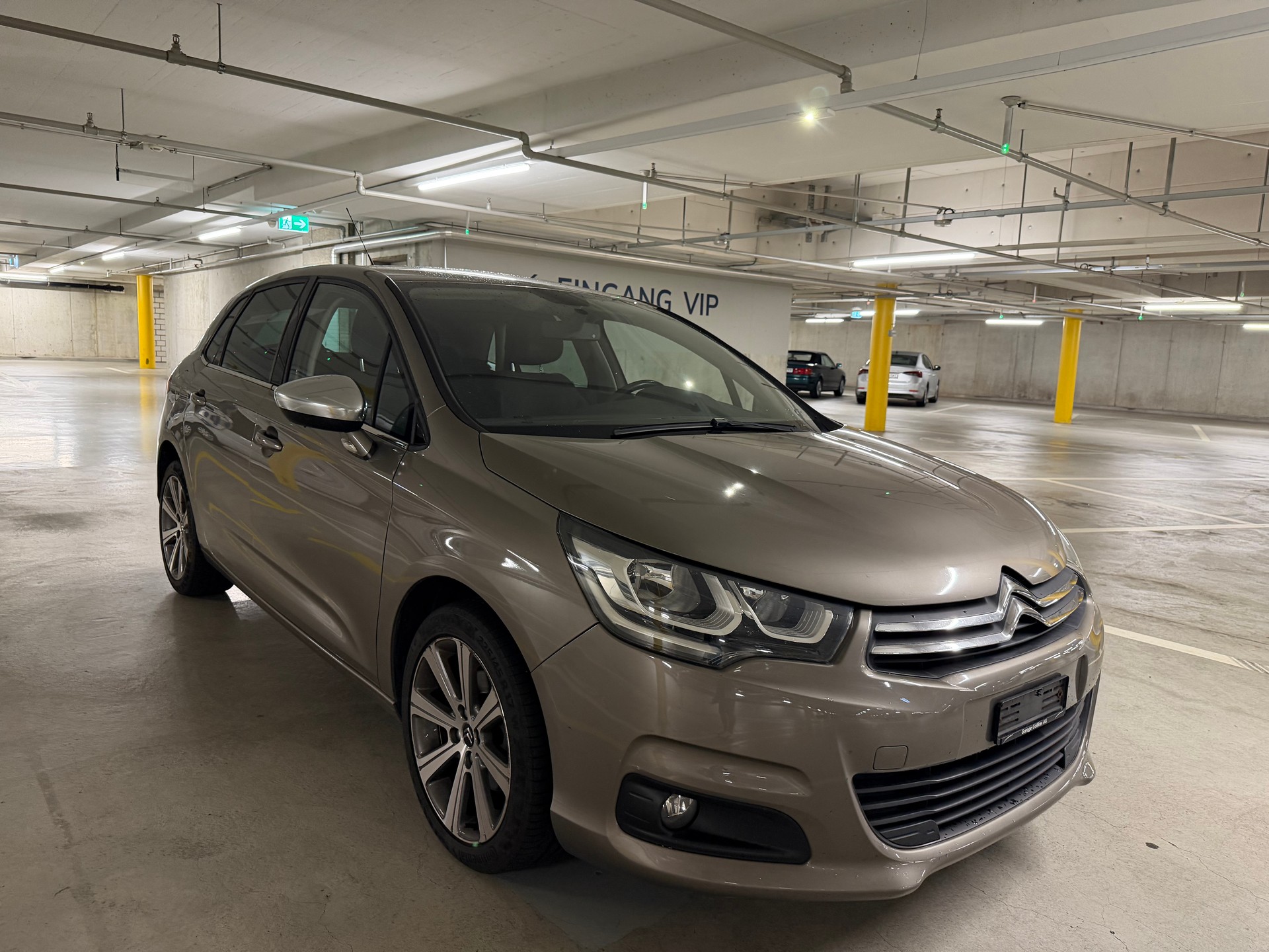 CITROEN C4 1.2 Pure Tech Feel Edition-image-8