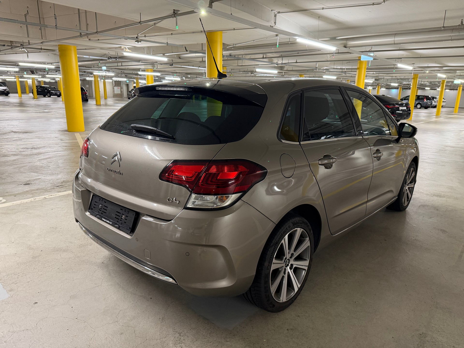 CITROEN C4 1.2 Pure Tech Feel Edition-image-4