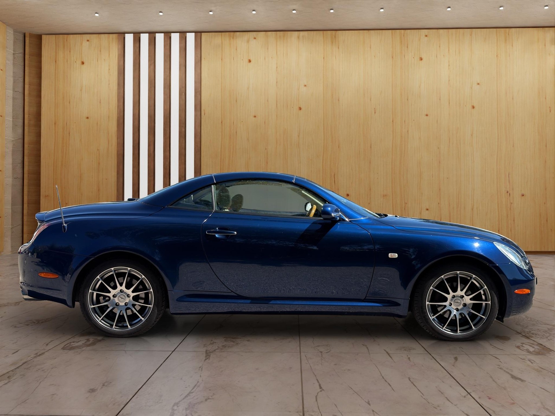 LEXUS SC 430-image-6