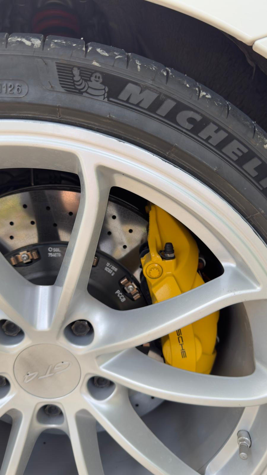 PORSCHE 3.8 GT4-image-3