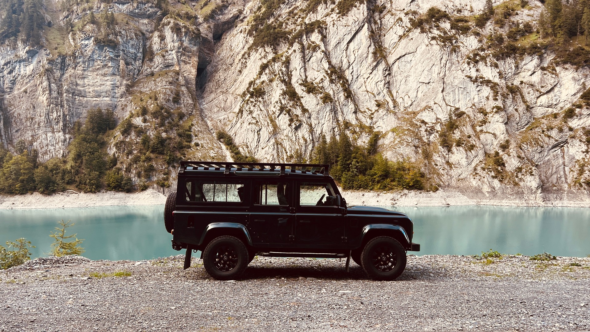 LAND ROVER 2.2 TD4 SW SE-image-0