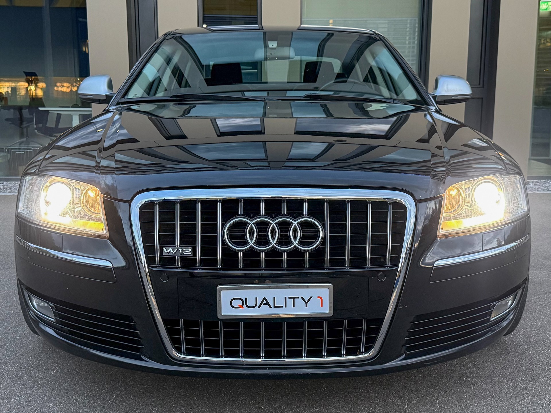 AUDI A8 3.0 TDI quattro tiptronic-image-7