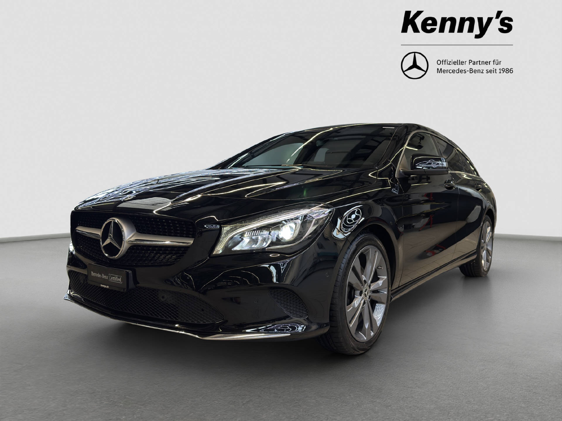 MERCEDES-BENZ CLA 220 Urban 4MATIC Shooting Brake