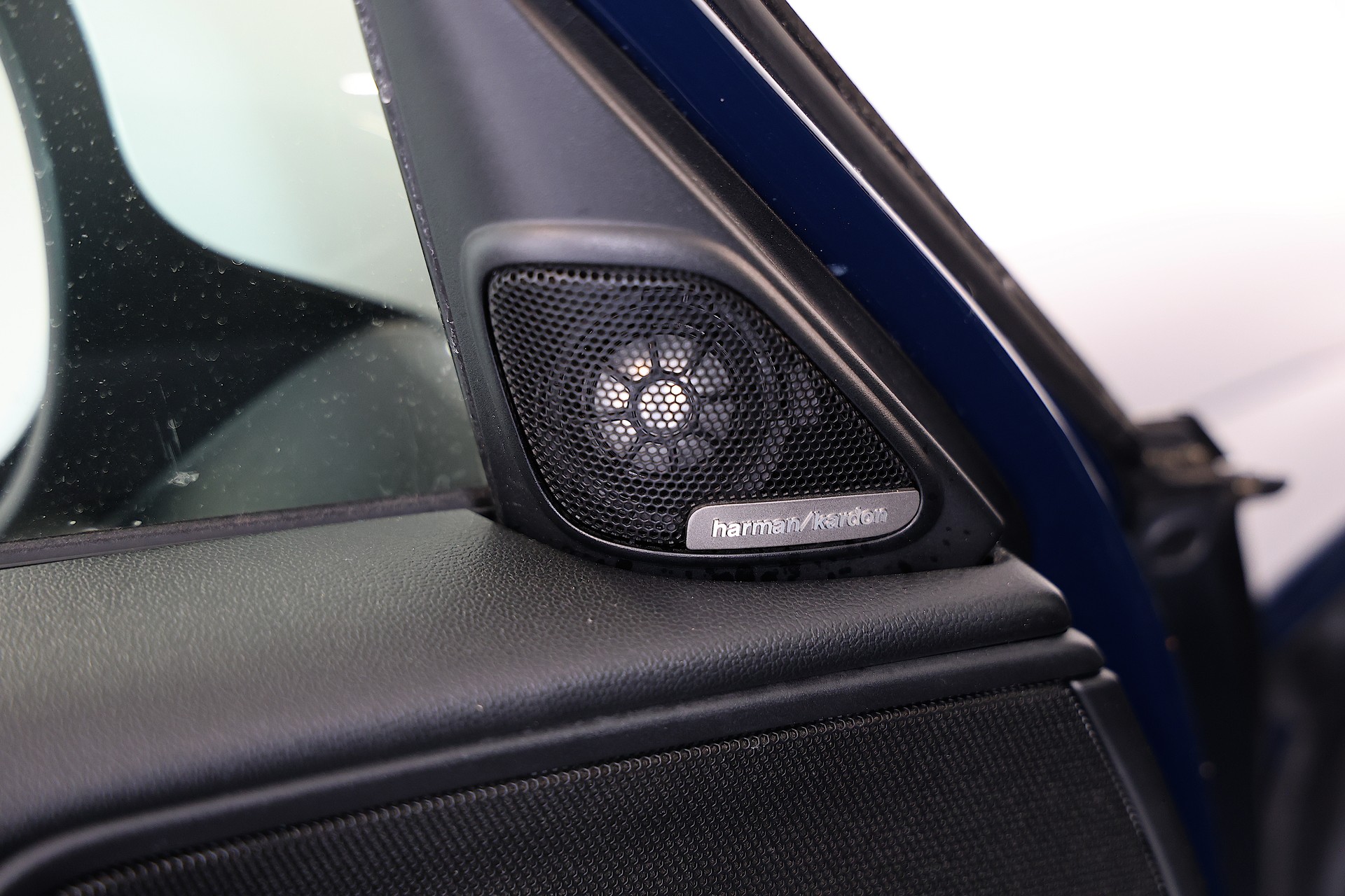 MINI Countryman F60 1.5i Cooper S E ALL4-image-12