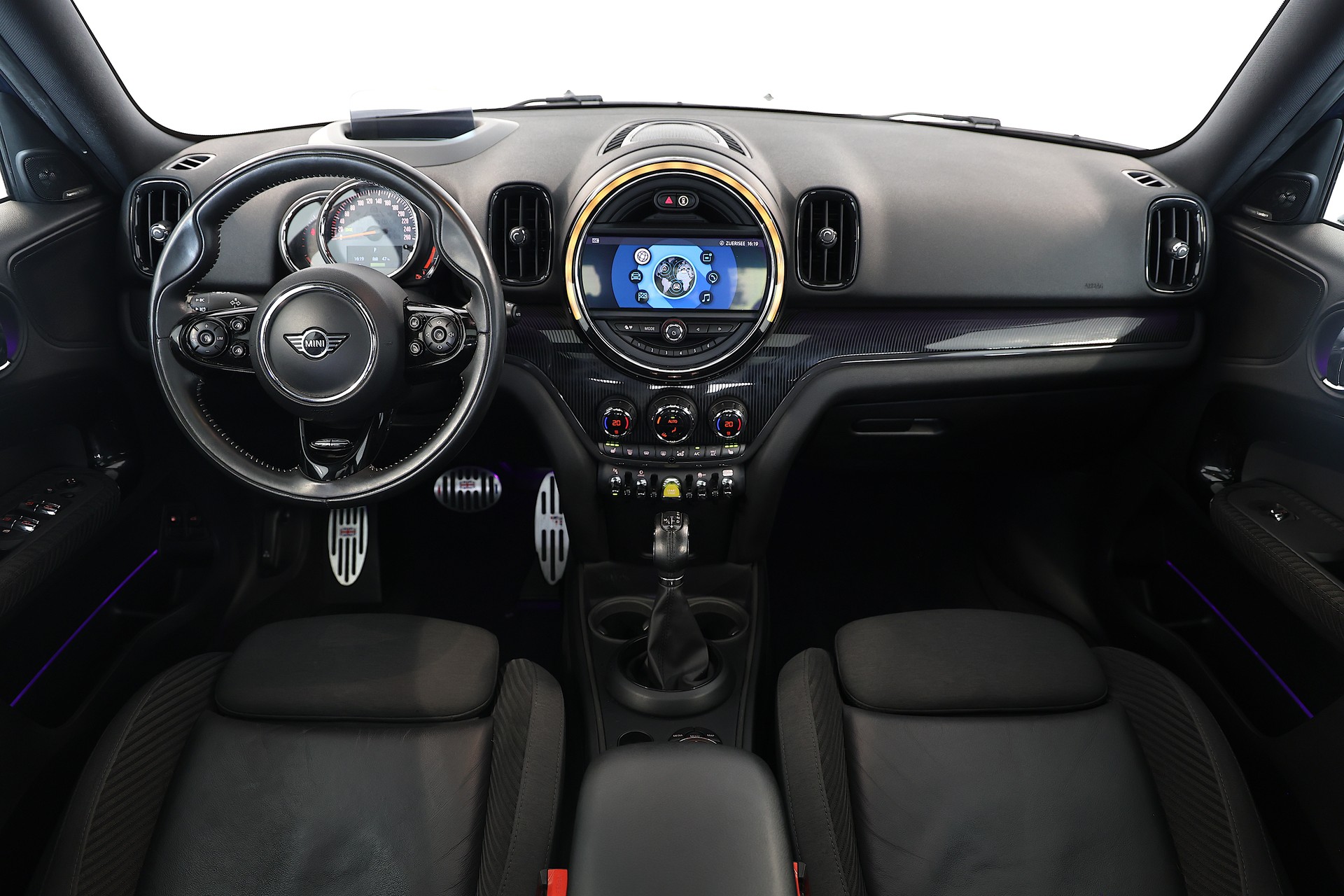 MINI Countryman F60 1.5i Cooper S E ALL4-image-10